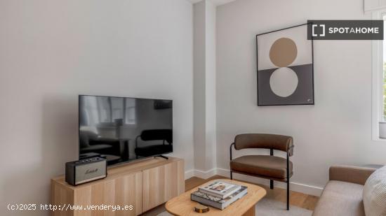 Apartamento de 3 dormitorios en alquiler en Salamanca - MADRID