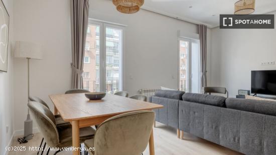 Apartamento de 3 dormitorios en alquiler en Salamanca - MADRID