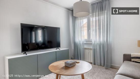 Apartamento de 2 dormitorios en alquiler en Madrid - MADRID