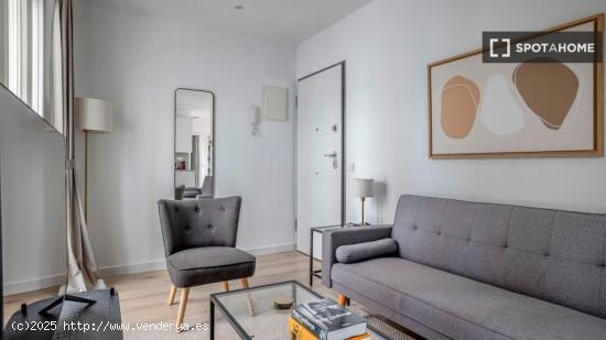 Apartamento de 2 dormitorios en Cuatro Caminos - MADRID