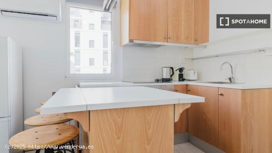 Apartamento de 1 dormitorio en alquiler en Tribunal - MADRID