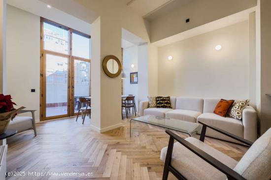  Apartamento de 3 dormitorios en alquiler en L'Eixample, Barcelona - BARCELONA 