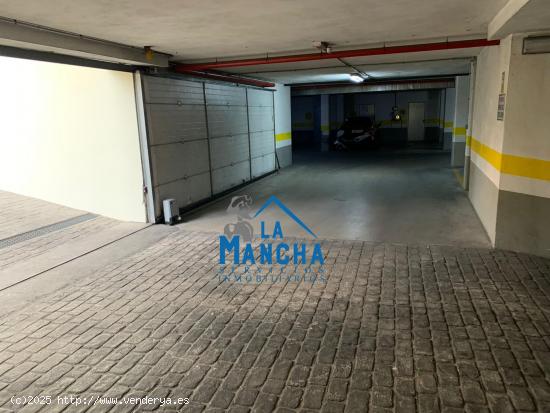 INMOBILIARIA LA MANCHA VENDE PLAZAS DE GARAJE CON TRASTERO ZONA IMAGINALIA - ALBACETE