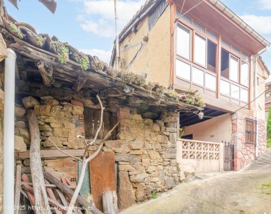  CASA EN ALDEA LA JUNCAR - ASTURIAS 