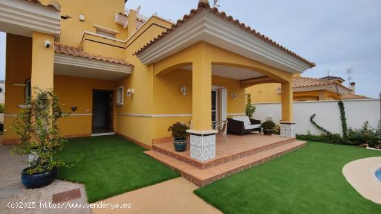 Chalet independiente estilo mediterráneo en La Regia con todas las comodidades - ALICANTE