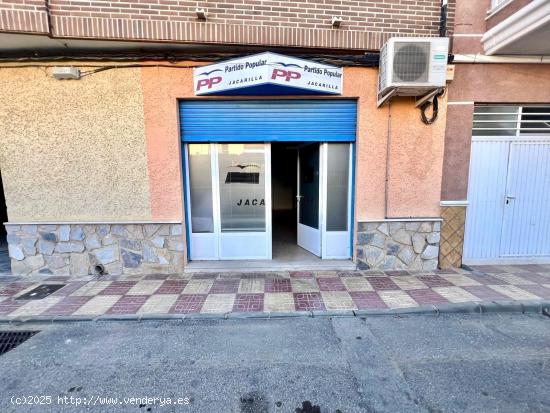 Local comercial listo para entrar en Jacarilla - ALICANTE