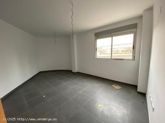 VENTA DE EDIFICIO+24 PISOS+12 TASTEROS Y PARKING - VALENCIA