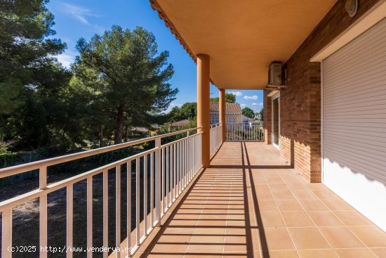 Unifamiliar adosada en venta  en Segur de Calafell - Tarragona