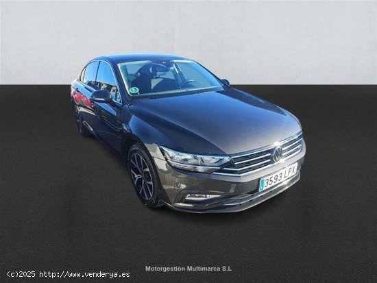 Volkswagen Passat Executive 2.0 TDI 90kW (122CV) DSG - Barcelona