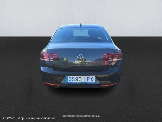 Volkswagen Passat Executive 2.0 TDI 90kW (122CV) DSG - Barcelona