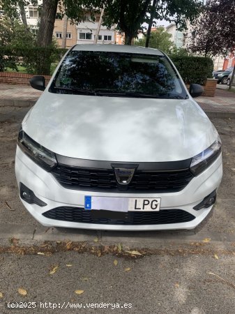 Dacia Sandero Essential TCe 67kW (90CV) de 2021 con 19.400 Km por 12.000 EUR. en Madrid