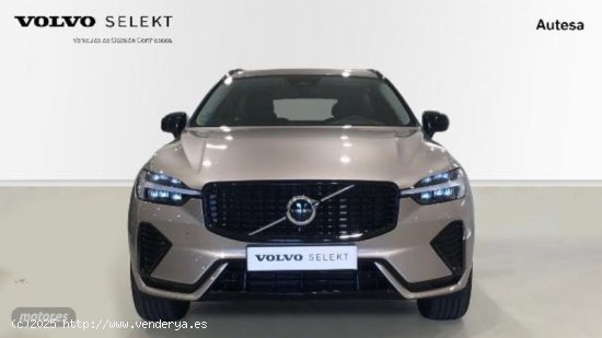 Volvo XC 60 XC60 Plus, B4, Di?sel, Dark de 2023 con 7.551 Km por 44.400 EUR. en Pontevedra