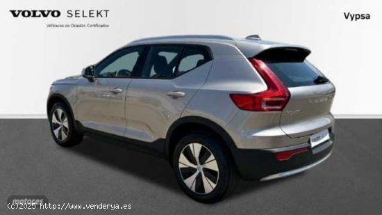 Volvo XC40 1.5 T2 CORE AUTO 129 5P de 2023 con 33.358 Km por 32.900 EUR. en Cordoba