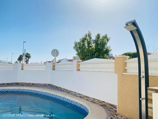 ALQUILER-LARGA TEMPORADA-5D-4B-PISCINA-JACUZZI-TORRE HORADADA-850M PLAYA - ALICANTE