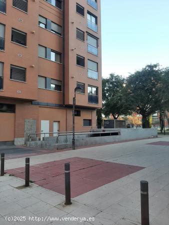 Se vende plaza de garaje cerca de los cubos - MURCIA