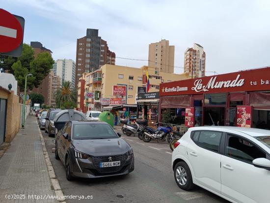 LOCAL COMERCIAL INTERESANTE PARA INVERSOR , ZONA MUCHO PASO DE GENTE , RINCON DE LOIX - ALICANTE