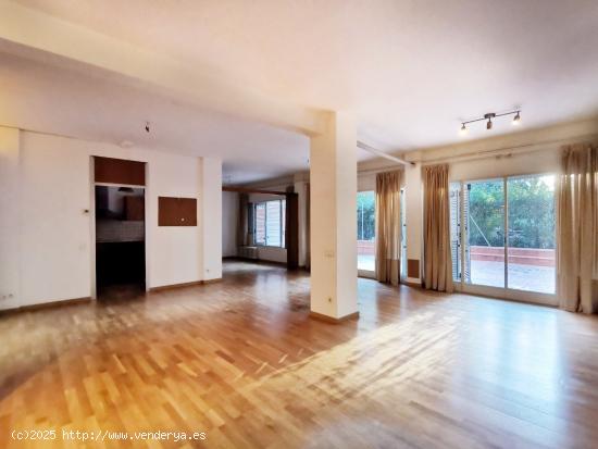 GRAN PISO CON MUCHA LUZ NATURAL EN VENTA CALLE MADRAZO, SANT GERVASI - Barcelona - BARCELONA