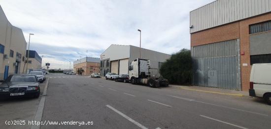 PARCELA EN VENTA POLIGONO DE MELIANA - VALENCIA