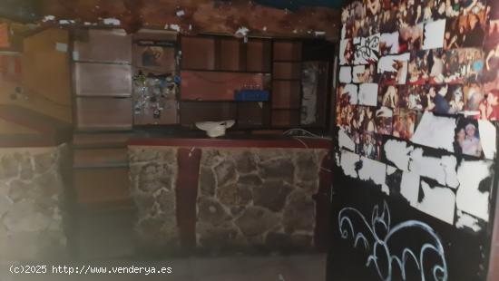 LOCAL COMERCIAL PARA BAR MUSICAL EN ALQUILER O VENTA EN VALLADOLID - VALLADOLID