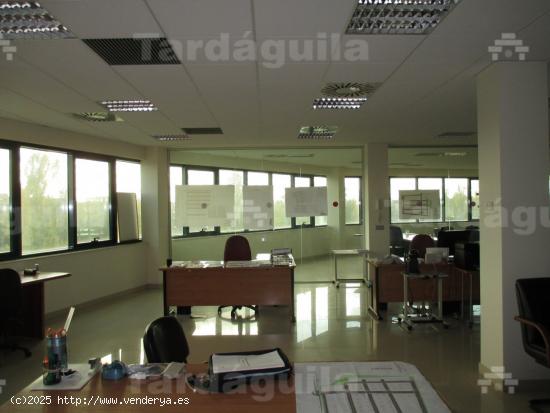 OFICINAS EN ALQUILER EN EL  POLIGONO EL MONTALVO III - SALAMANCA