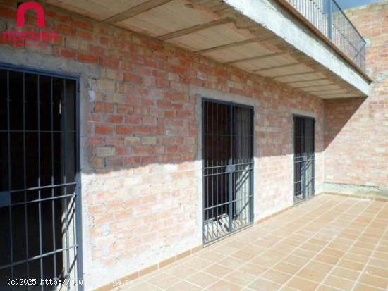 PARCELA EN ALCOLEA DE 485M2 CON UNA CASA A MEDIO CONSTRUIR DE 195M2 - CORDOBA