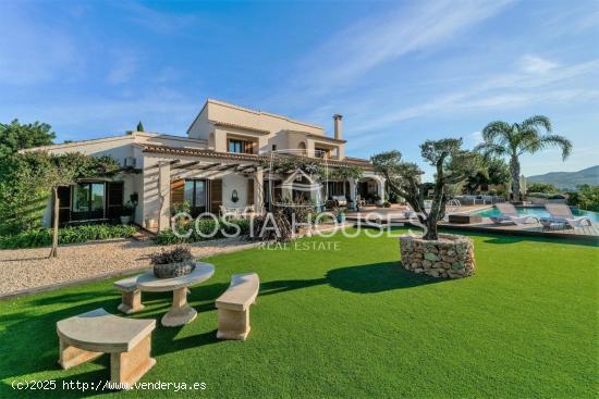 Elegante y Lujosa Villa de estilo colonial en Javea · MONTGO ⚛ Fincas con encanto en la Costa Bla