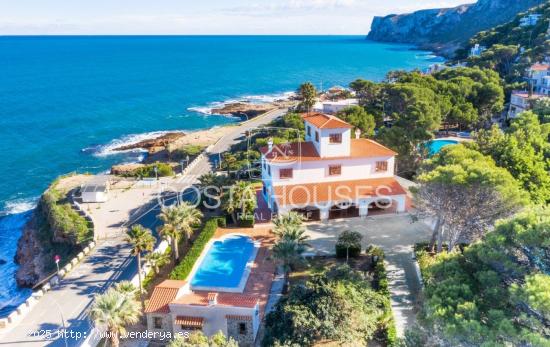 ·· MEDITERRANEA VILLA FRENTE AL MAR EN DENIA, Costa Blanca | MEDITERRANEAN VILLA in Front of the S