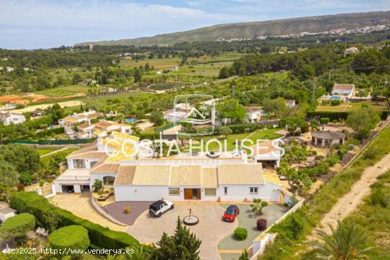 ᗤ Venta VILLAS CON ENCANTO CERCA DEL MAR en Javea [amp ] Costa Blanca | CHARMING VILLAS CLOSE TO T