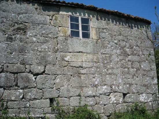 CASA A REFORMAR EN CHANTADA CON PROYECTO - LUGO