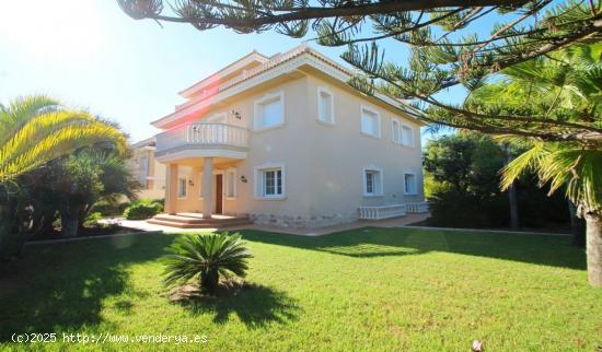 Villa de Lujo en Cabo Roig, Orihuela Costa - ALICANTE