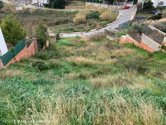 Perfecto terreno para casa unifamiliar Rubí - BARCELONA