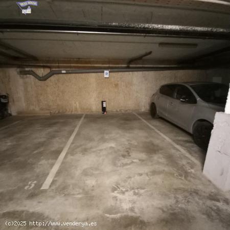 Oportunidad de Plaza de Parking Sant Cugat - BARCELONA