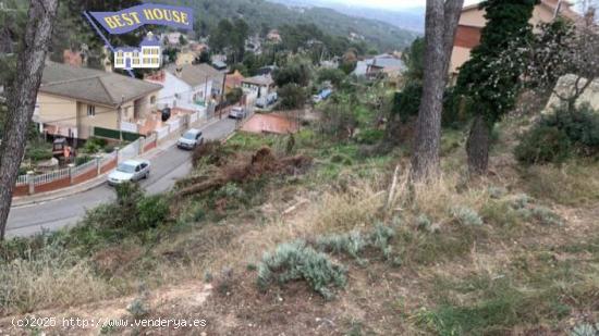 TERRENO URBANO DE 450 m2 EN RUBI ZONA SANT MUÇ - BARCELONA