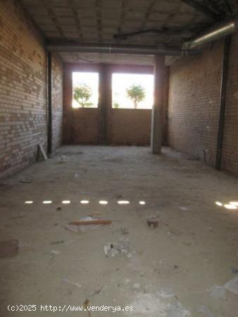 Local comercial en Venta - CADIZ