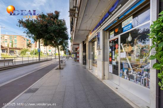  Local comercial frente Mercadona Hípica y parada metro - GRANADA 