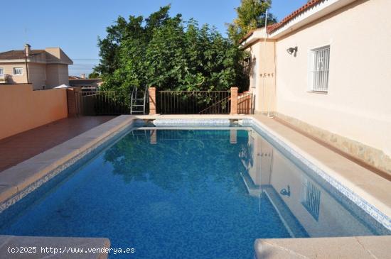 Chalet Independiente en Los Girasoles-San Vicente - ALICANTE