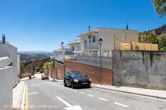 PARCELA URBANA PARA CONTRUIR DE 1 A 5 VIVIENDAS EN CENES - GRANADA