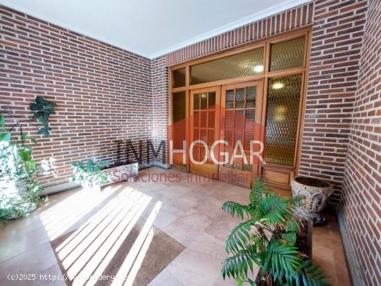  INMHOGAR VENDE EN LA AVENIDA EMILIO ROMERO (05200) - AVILA 