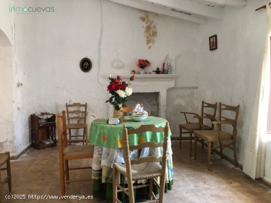 CASA DE PUEBLO - ALMERIA