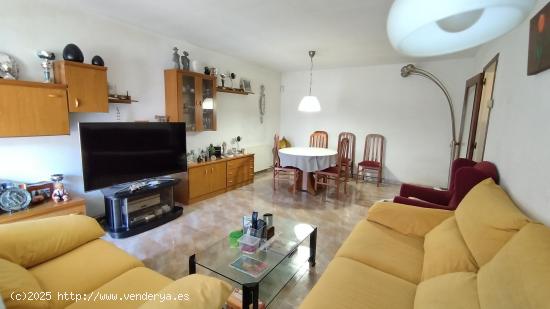 PISO EN VENTA EN EL BARRIO DE SANT PERE - BARCELONA