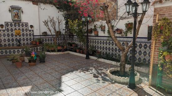 Ref: 2576A: CASA INDEPENDIENTE EN HORTA, BARCELONA. REFORMADA, CERCA Plaza IBIZA - BARCELONA