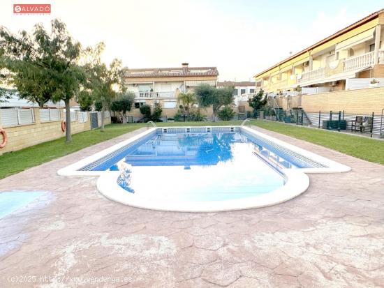 CHALET ADOSADO ESQUINERO EN CUNIT !!! - TARRAGONA