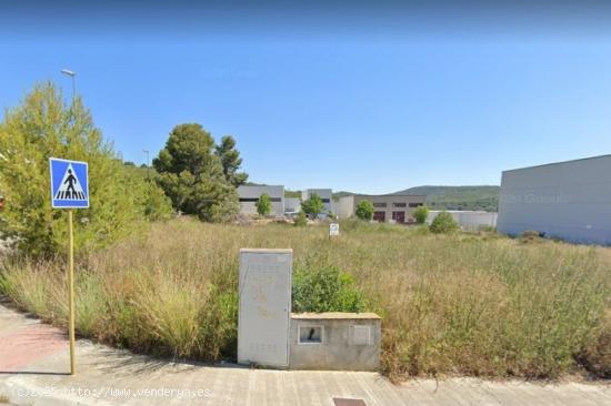 GRAN OPORTUNIDAD! PARCELA INDUSTRIAL DE 867 M2  EN CALAFELL - TARRAGONA