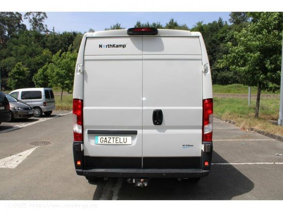 Citroën Jumper HEAVY BlueHDi 96KW (130CV) Furgón 35L3H2 - Leioa