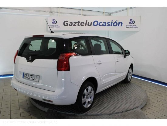 Peugeot 5008 Active 1.6 BlueHDi 120 FAP - Leioa