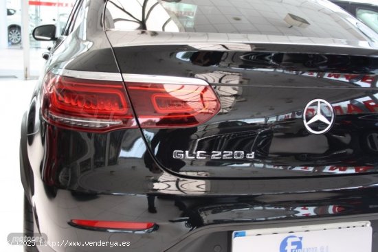 Mercedes Clase CLC 220D COUPE AMG AUT. 4 MATIC 5P de 2021 con 56.575 Km por 48.900 EUR. en Pontevedr