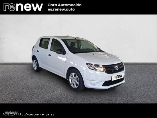 Dacia Sandero AMBIANCE 1.2 de 2015 con 31.000 Km por 8.900 EUR. en Madrid