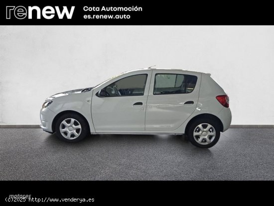 Dacia Sandero AMBIANCE 1.2 de 2015 con 31.000 Km por 8.900 EUR. en Madrid