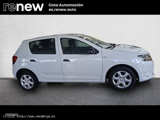 Dacia Sandero AMBIANCE 1.2 de 2015 con 31.000 Km por 8.900 EUR. en Madrid