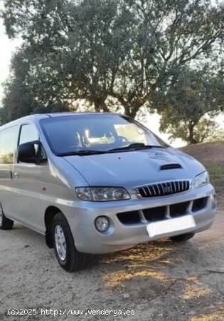 Hyundai H1 Tci Svx de 2002 con 150.000 Km por 9.500 EUR. en Badajoz